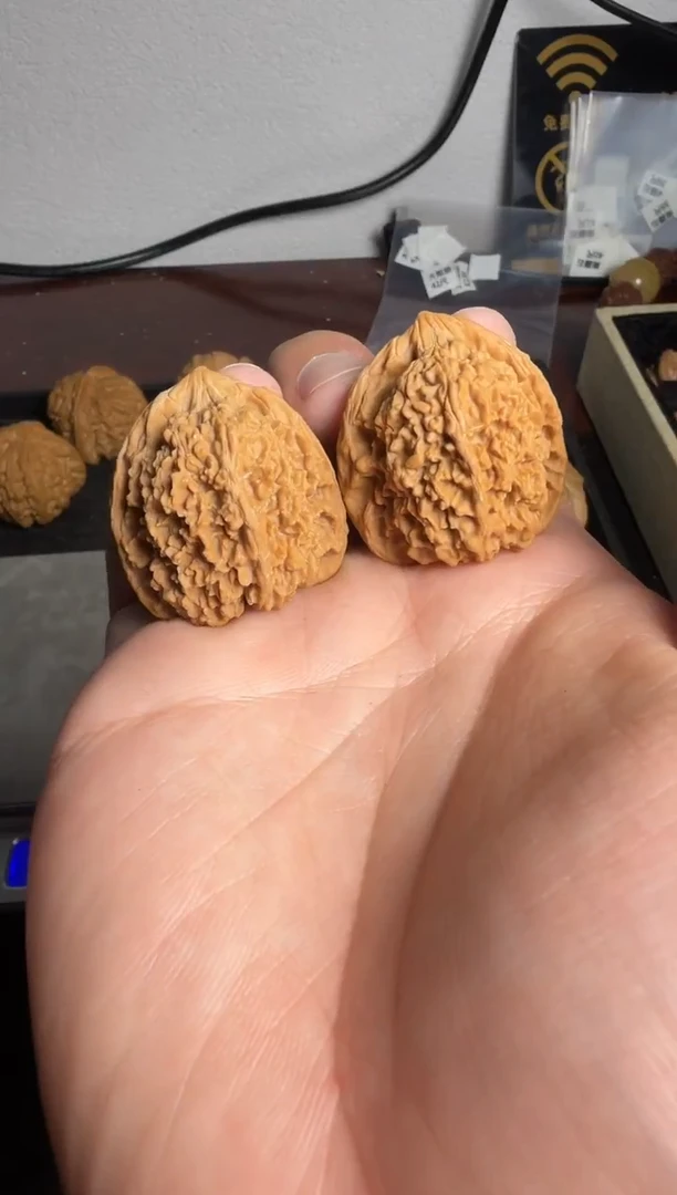 吊坠文玩核桃x*.33尺全品满天星