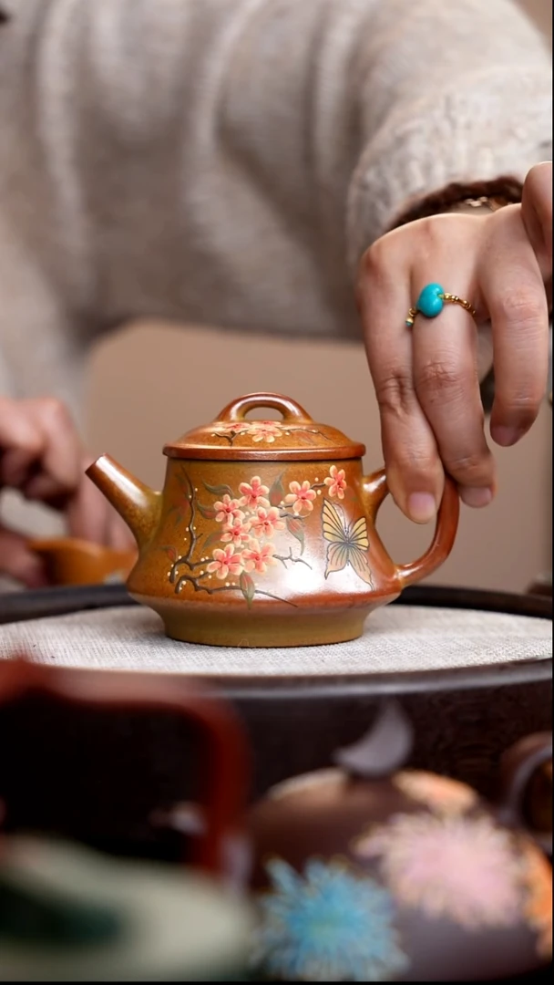 茶壶紫砂柴烧隐瓢泥绘蝶恋花