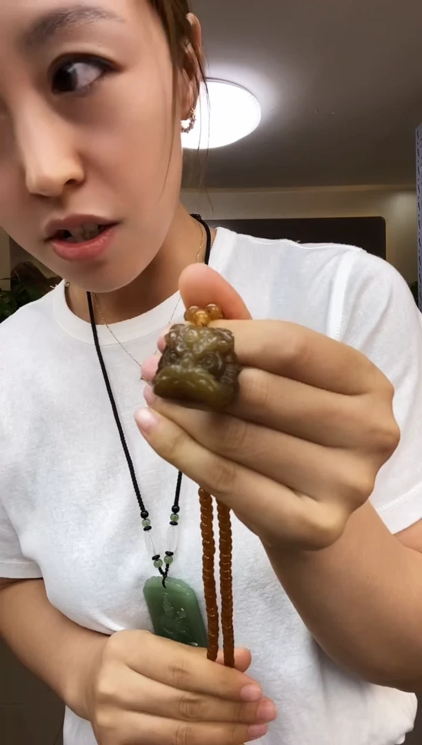 老蜜糖醒狮吊坠多样性随机发一