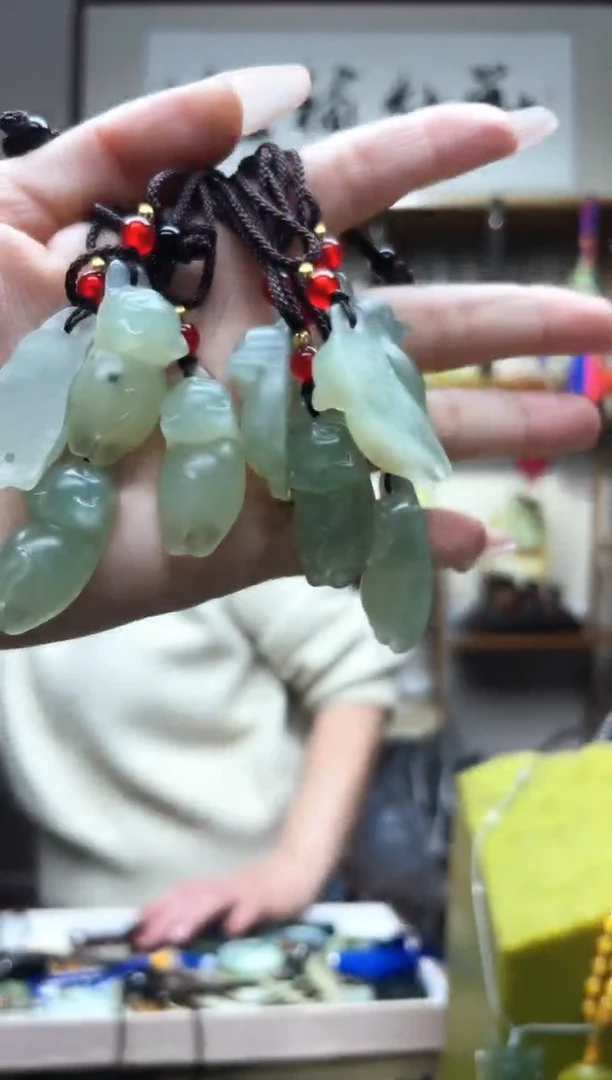 未镶嵌岫玉吊坠·多样性发货拍一发一