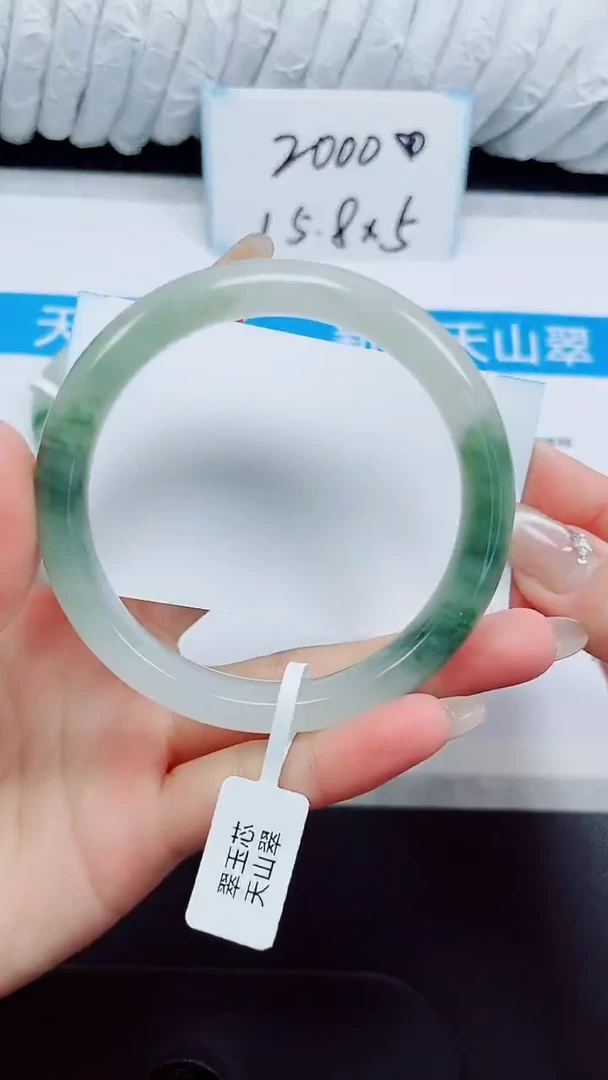 未镶嵌手镯石英质玉78-62.4