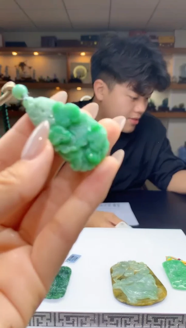 定制翡翠未镶嵌1087hm-毛货挂件46