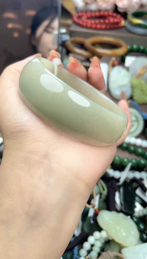 未镶嵌手镯和田玉未镶嵌和田玉手镯拍一发一62