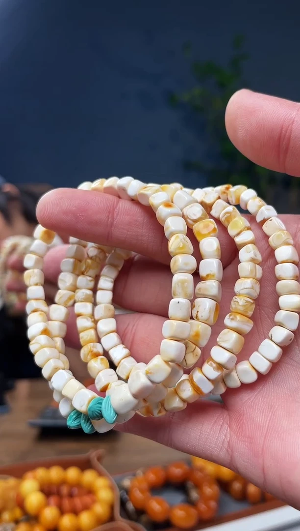 【闪购商品】蜜蜡珠宝奇石未镶嵌多样性发货发其一假一赔四