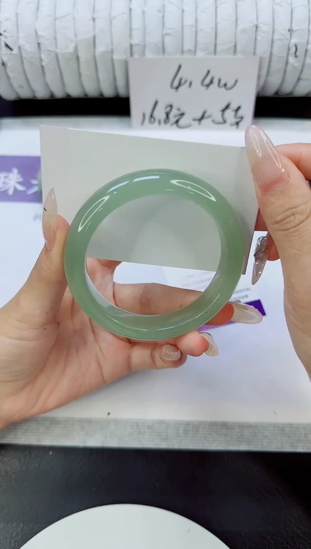 未镶嵌手镯石英质玉279/56