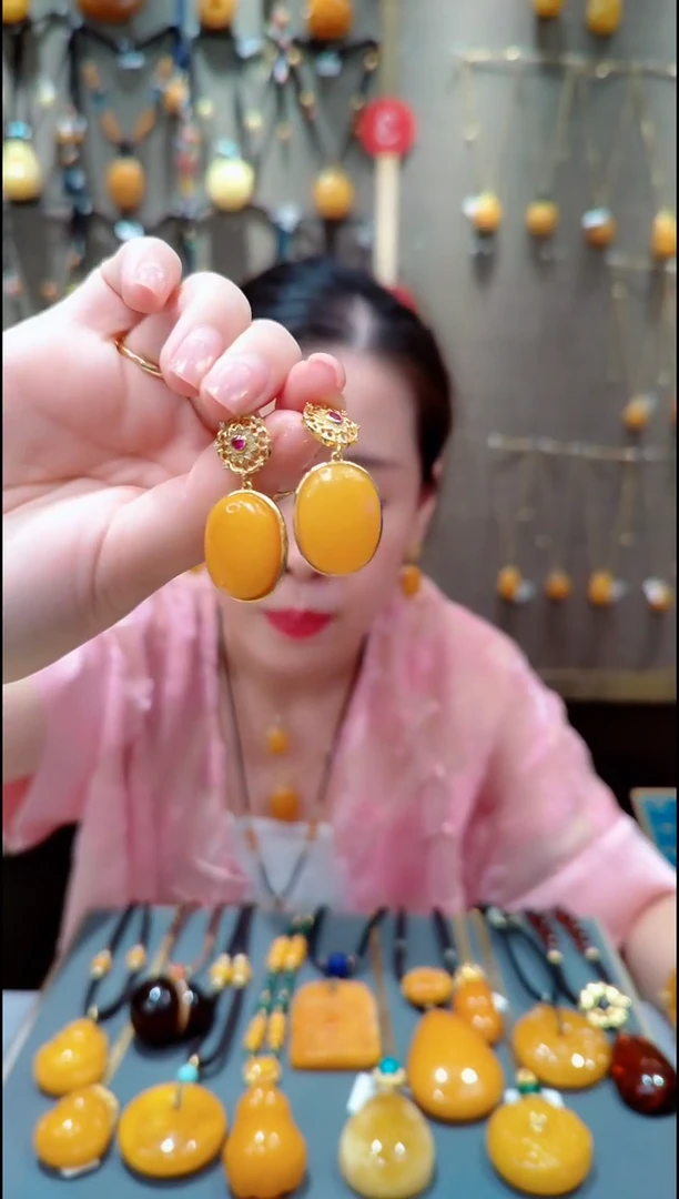 蜜蜡银S925镀金镶嵌珠宝奇石﹣F086蜜蜡耳坠