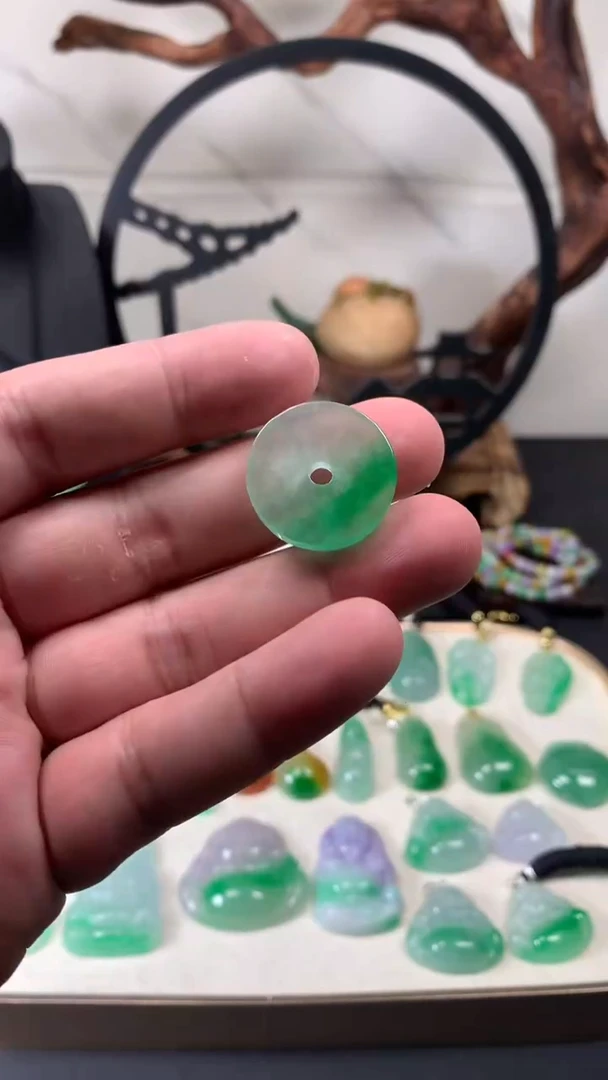 颈饰未镶嵌翡翠所见即所得，一图一物