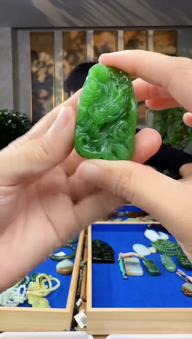 未镶嵌和田玉挂件拍一发一