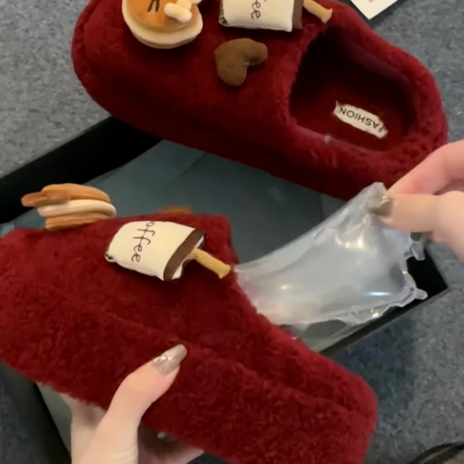 时尚可爱卡通鱼和小猫咪毛毛拖鞋女2025冬季新款外穿居家厚底拖鞋