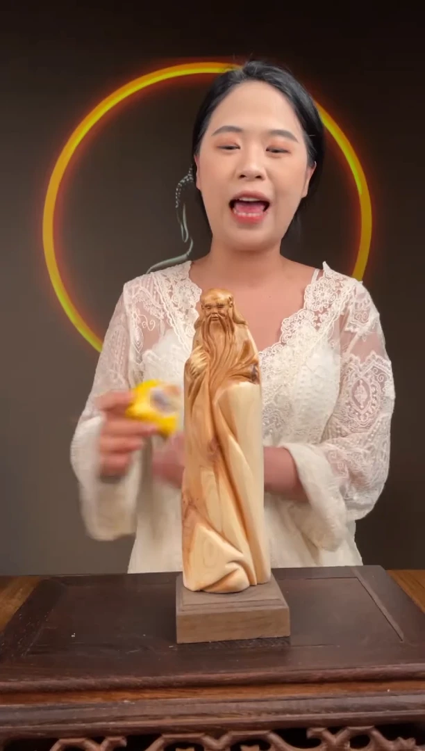 柏木（崖柏）手工摆件,先抢先得! 编号:18