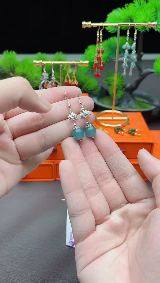 石英质玉（天山翠）银S925镶嵌耳饰237