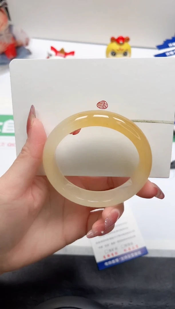 【闪购商品】石英质玉手镯未镶嵌201-59