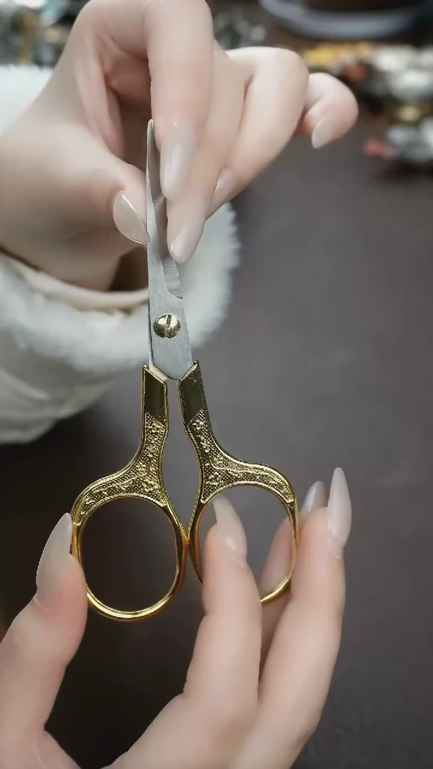 【闪购商品】复古家用办公小剪刀