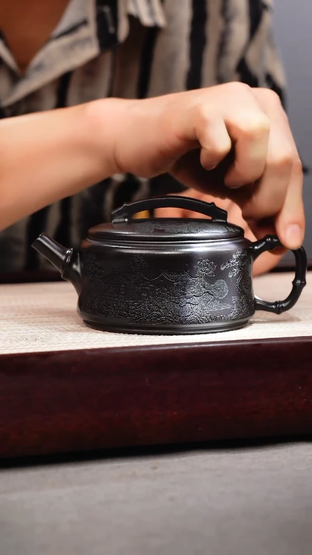 茶壶紫砂石黄 竹节汉瓦 刻绘