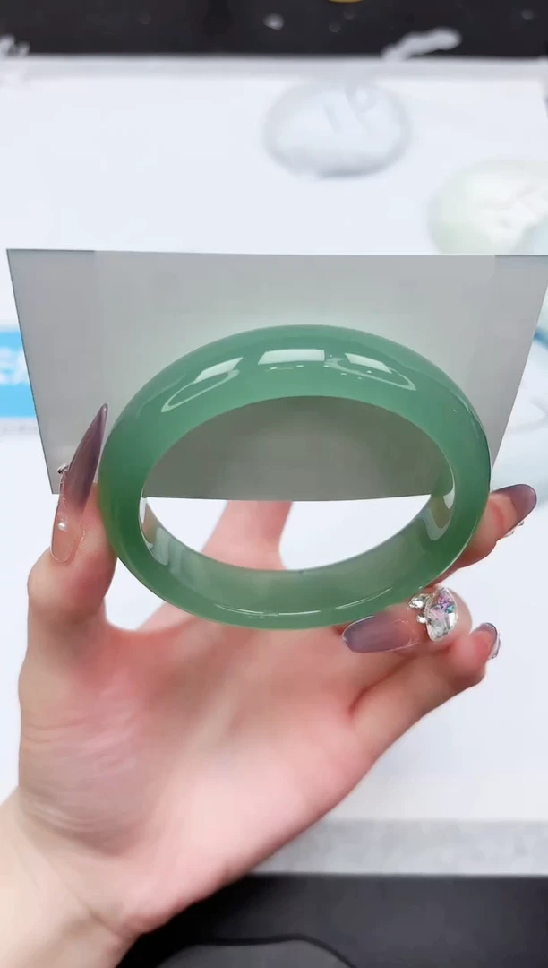 石英质玉手镯未镶嵌375-58.5