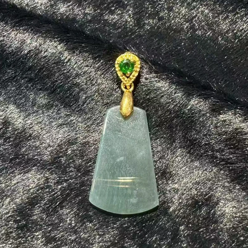 AT5366【百百福珠宝】翡翠A货无事牌吊坠-配皮绳-送礼佳品-004