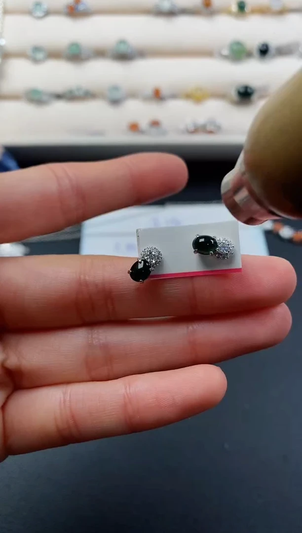 银S925镶嵌戒指翡翠777777+4