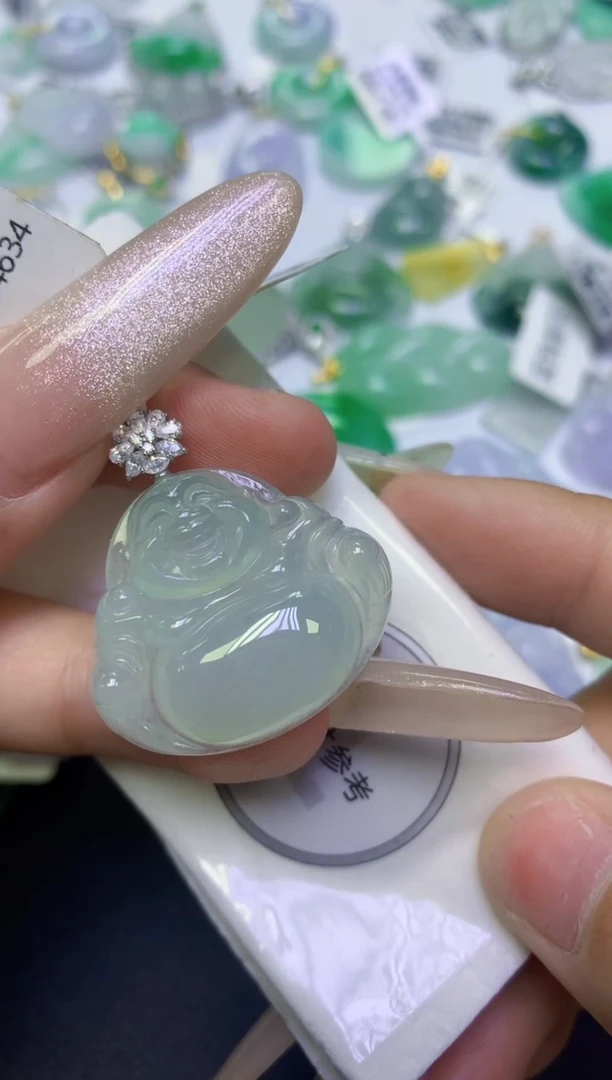 颈饰18K金镶嵌翡翠天然缅甸翡翠A货百元以上9元证书费自理