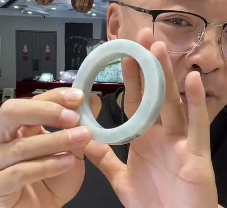 「久鸿精选」定制翡翠手镯/镯位多样性发一/DY092501020001