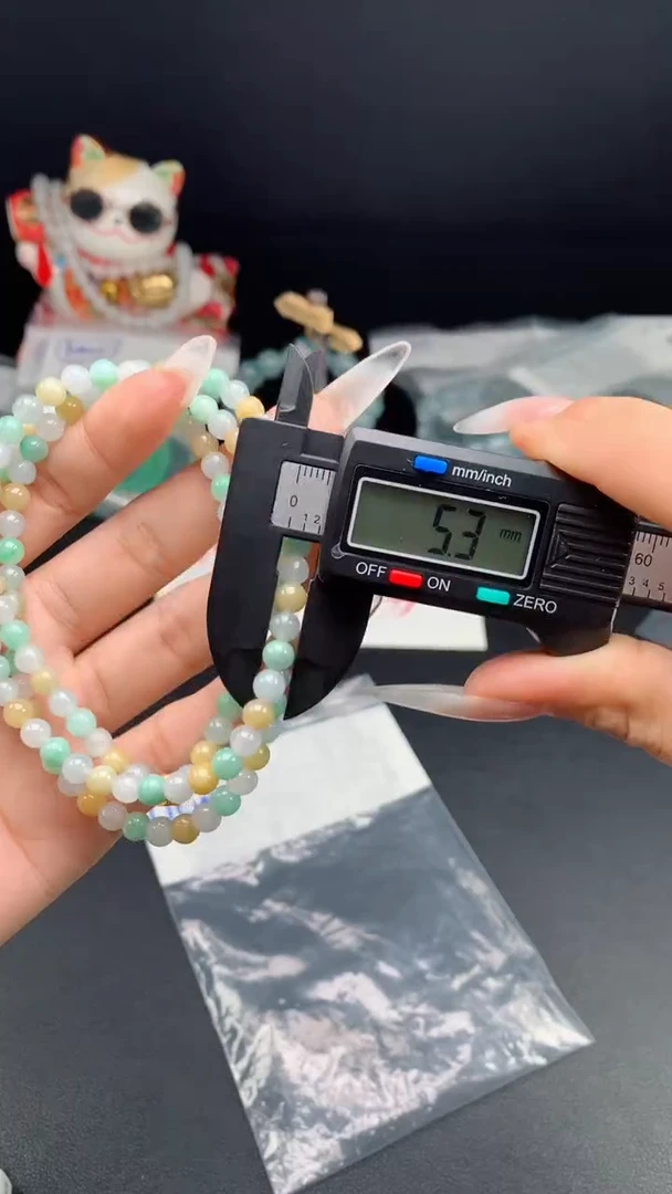 未镶嵌挂件翡翠49 卡5.2