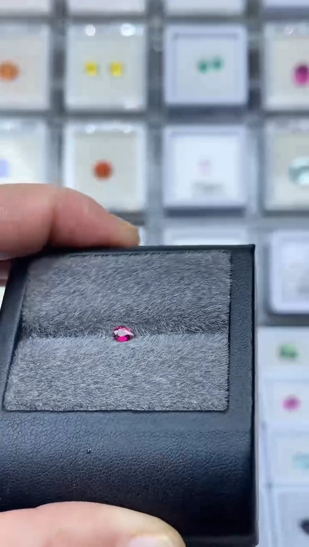 未镶嵌1碧玺裸石