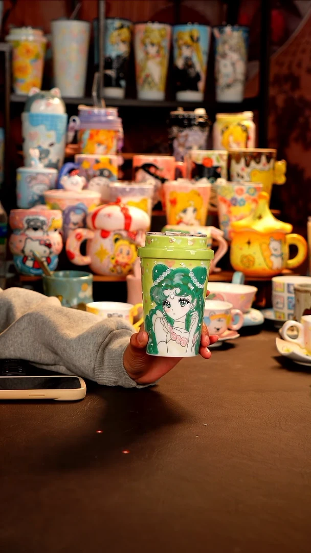 景德镇设计款手工手绘杯杯