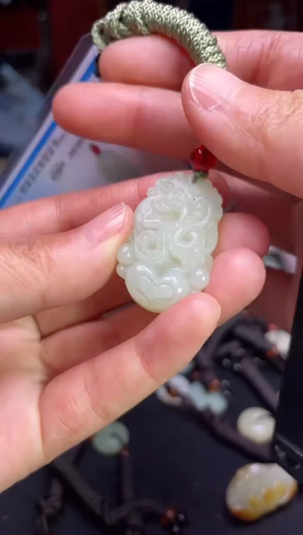 颈饰未镶嵌和田玉132