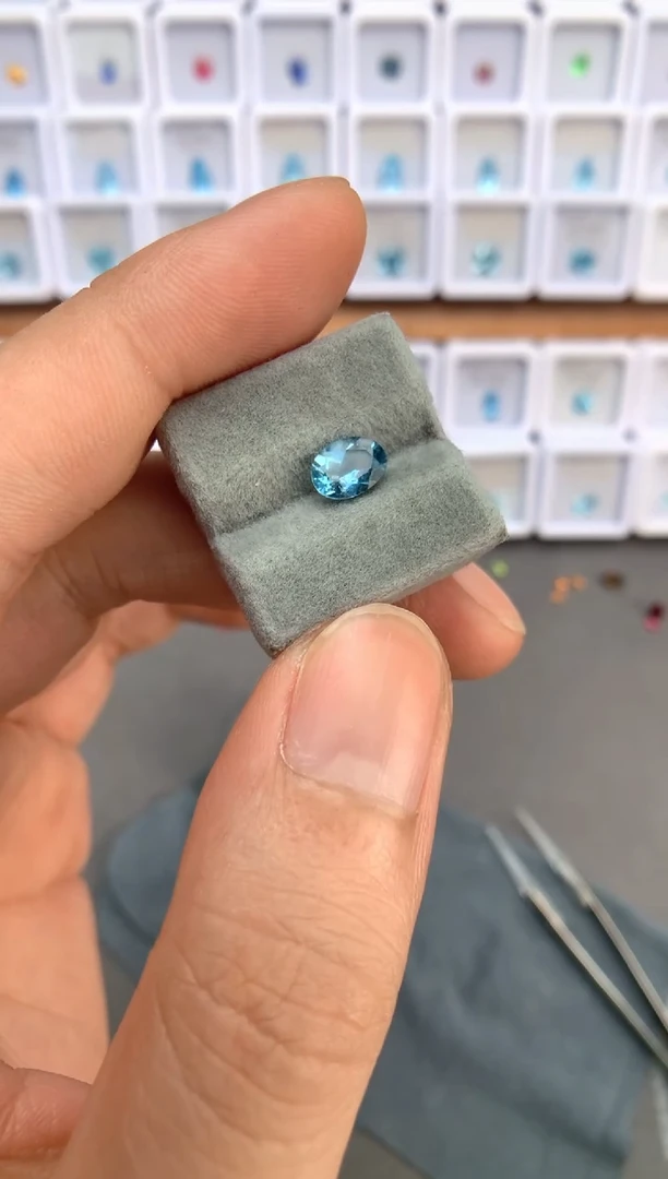 未镶嵌裸石定制海蓝宝石0.87ct 超圣