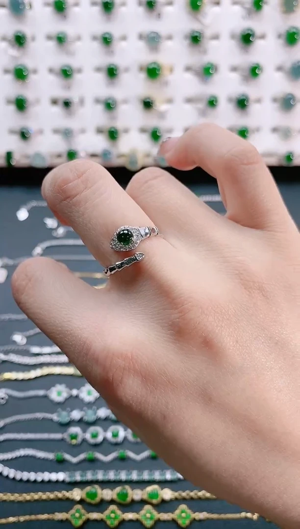 【闪购商品】翡翠戒指银S925镶嵌天然翡翠