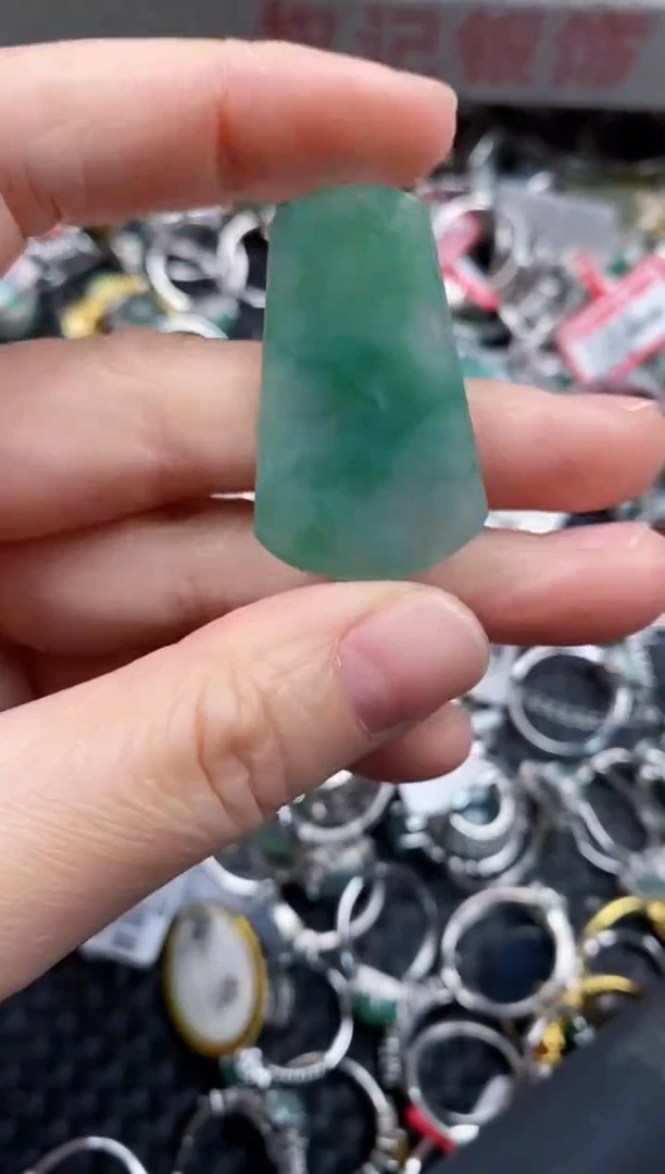 未镶嵌戒指翡翠10             2