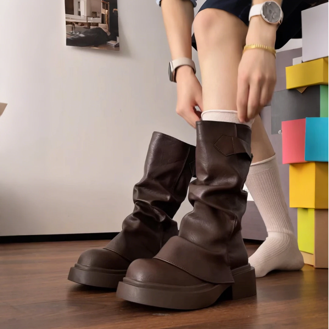 小众复古风厚底增高中筒靴女2025年夏季新款百搭显瘦皮带扣裤管靴