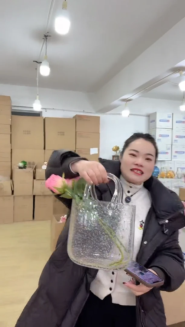 【闪购商品】无铅玻璃甄选花器-y-早8