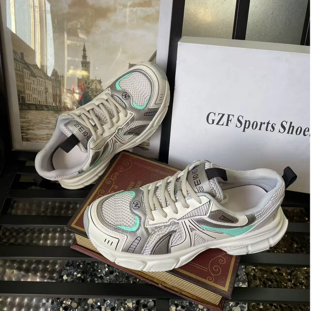 0817法娜微40-43大码女鞋2025新款老爹鞋