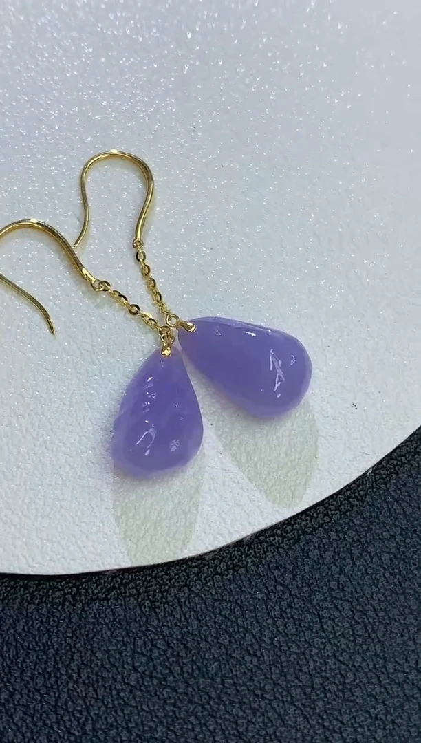 18K金镶嵌翡翠耳饰赠礼盒 麦麦