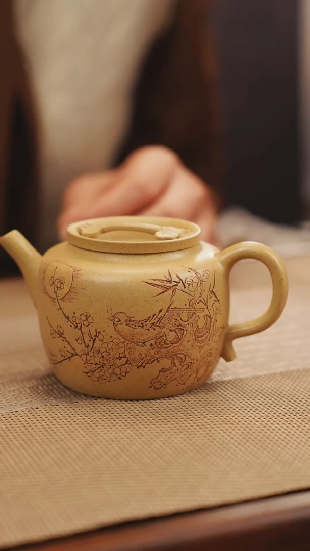 原矿本山段花好月圆紫砂壶13