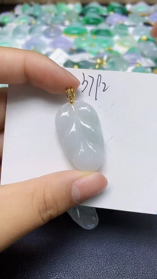 翡翠未镶嵌颈饰 天然缅甸翡翠A货