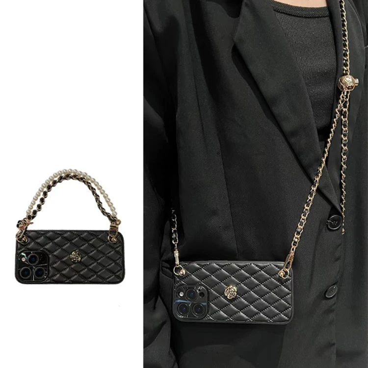 黑色小香菱格皮质适用苹果16promax手机壳15pro手提链14promax新