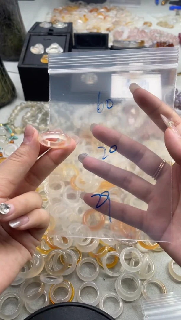 未镶嵌戒指玛瑙/玉髓60