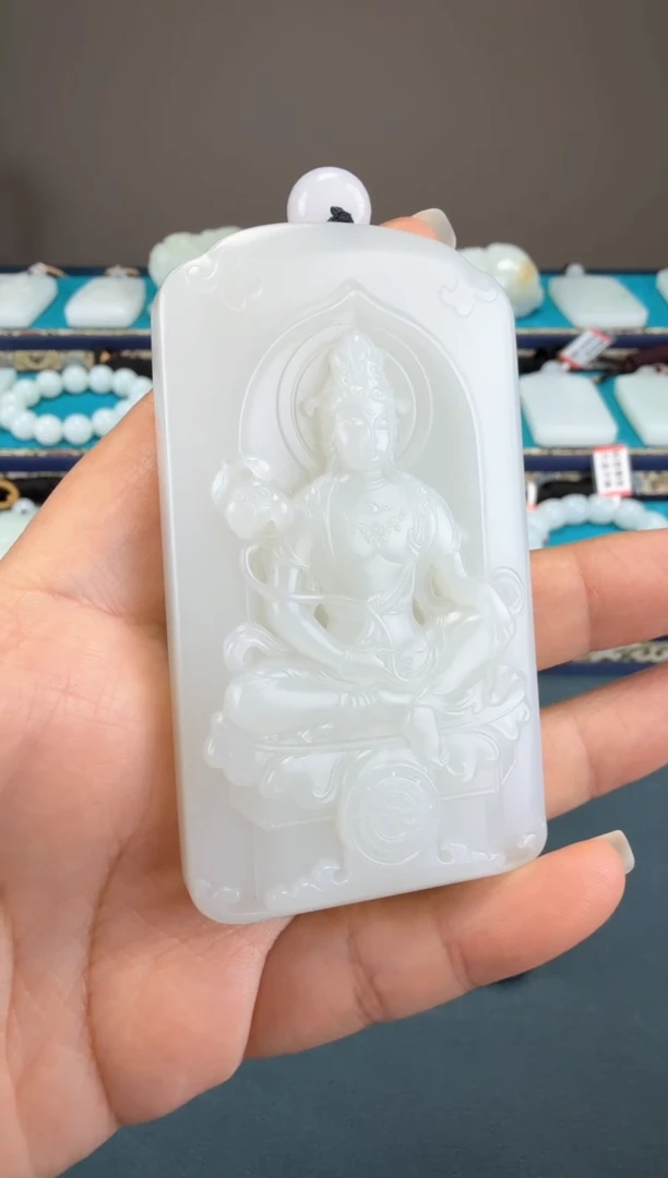 颈饰未镶嵌和田玉1