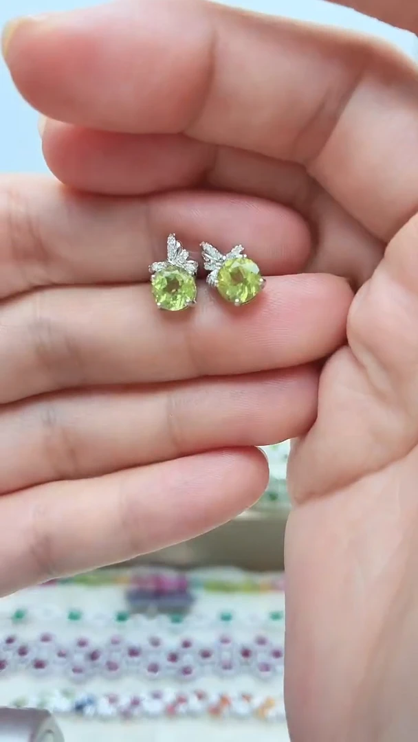 银S925镶嵌耳饰橄榄石425ZB1119产品一个（多样性）