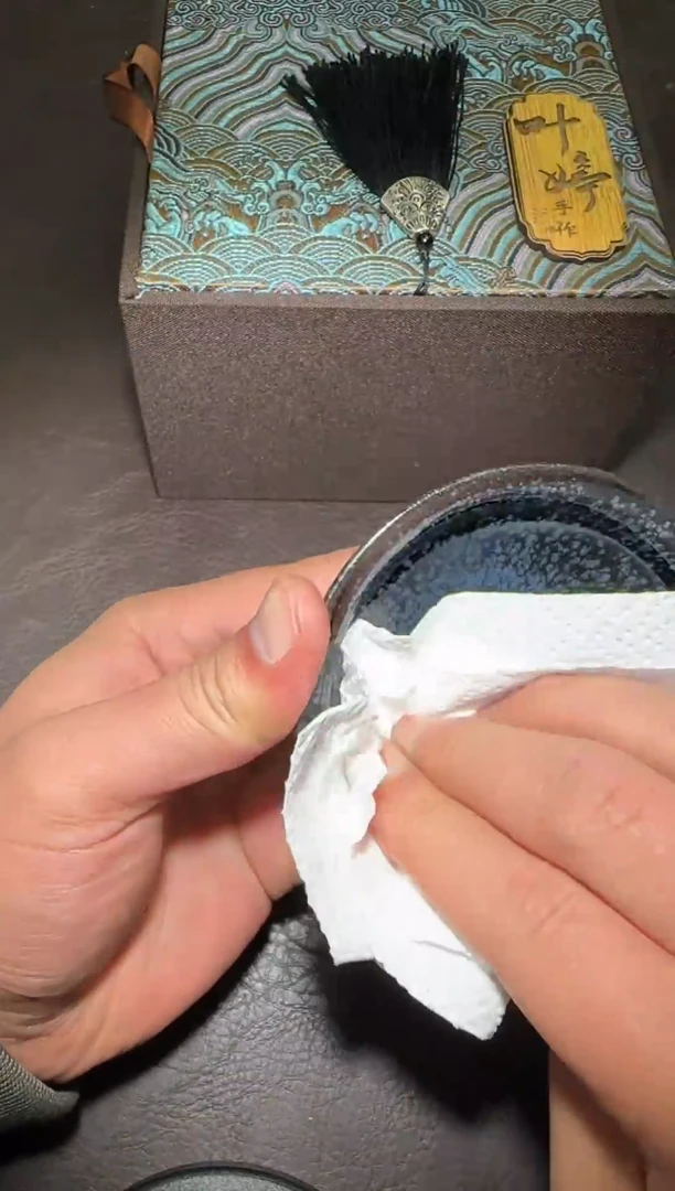 茶盏麻*290号叶婷黑底