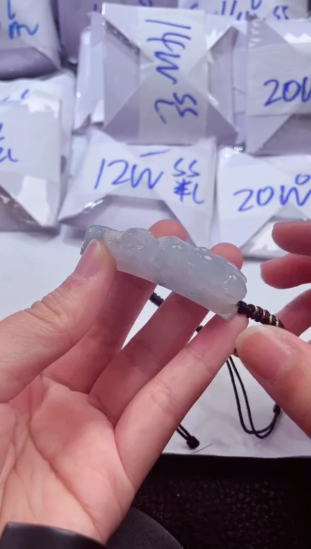 颈饰未镶嵌翡翠00007815