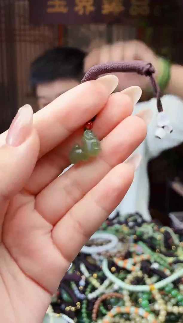 颈饰未镶嵌和田玉多样性发货拍一发一