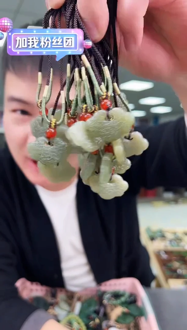 未镶嵌和田玉挂件b40多样性发其一