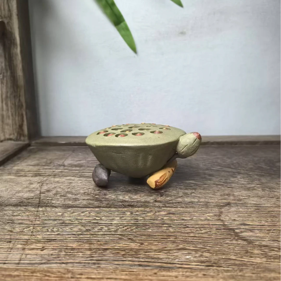 【奇胜堂紫砂】宜兴原矿紫砂绿泥喷水莲蓬茶宠摆件