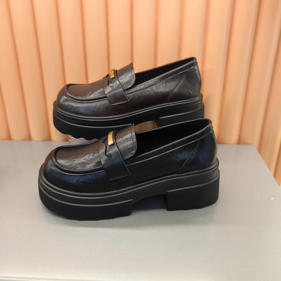 香香莉女鞋31035新款时尚百搭舒适厚底休闲乐福鞋小皮鞋2025秋