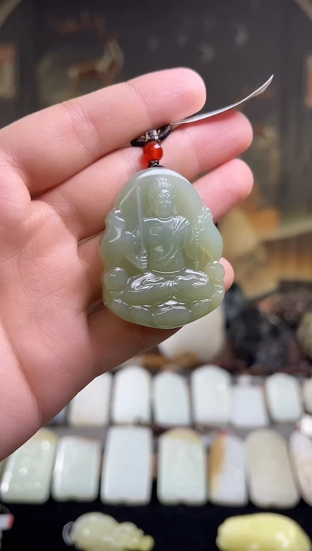 和田玉未镶嵌挂件吊坠