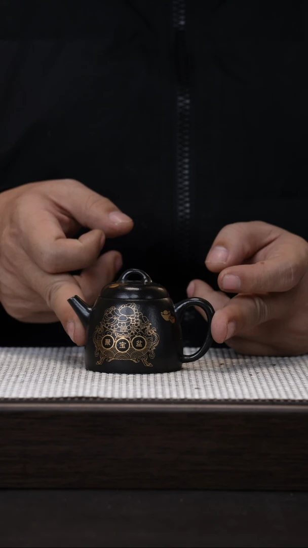 【闪购商品】紫砂茶壶原矿紫砂壶朱泥捂灰秦权金元宝100cc
