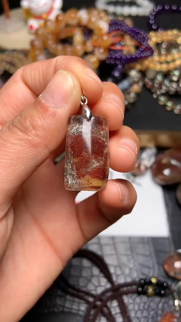【闪购商品】水晶吊坠(赠链)未镶嵌42