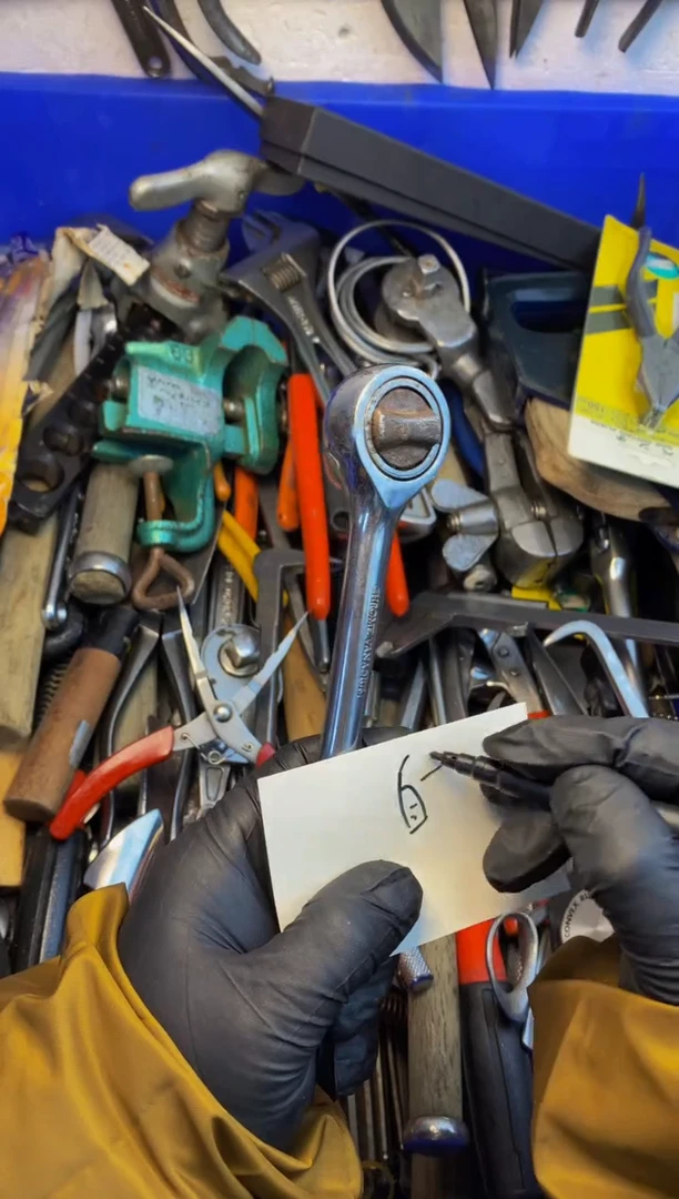 自**药可乐日本工具仓库闪购链接